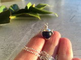 Sea glass bead necklace - Little dark blue teapot